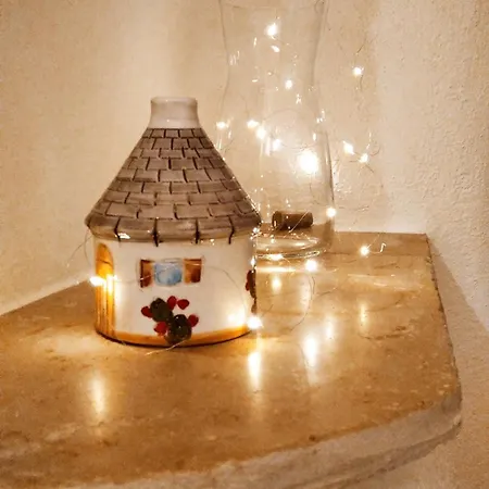 בית נופש Trullo Bianco Ulivo *