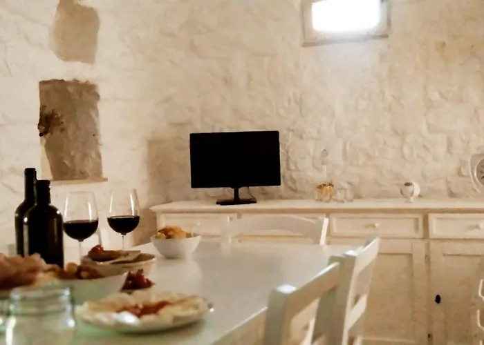 Dom wakacyjny Trullo Bianco Ulivo *