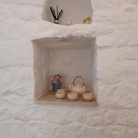 Trullo Bianco Ulivo Ostuni