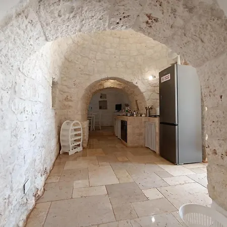 Holiday home Trullo Bianco Ulivo Ostuni