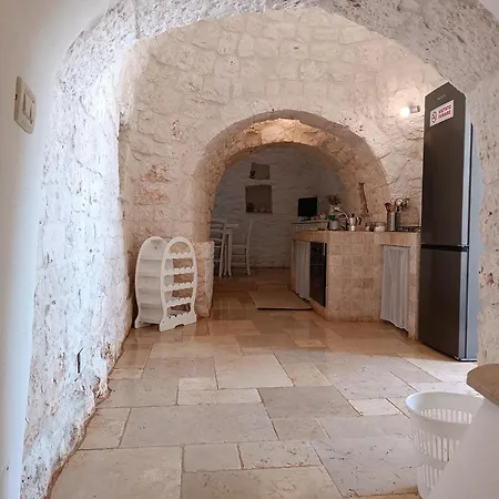 Trullo Bianco Ulivo